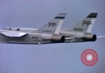 Immagine di RF-8un aeromobile Point Mugu California USA, 1963, secondo 16 filmato di repertorio 65675072810