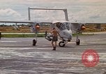 Image poneys noir Vietnam, 1971, de la seconde 17 séquences d'archives historiques vidéo 65675072818