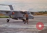Image poneys noir Vietnam, 1971, de la seconde 21 séquences d'archives historiques vidéo 65675072818
