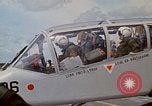 Image poneys noir Vietnam, 1971, de la seconde 30 séquences d'archives historiques vidéo 65675072818