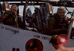 Image poneys noir Vietnam, 1971, de la seconde 42 séquences d'archives historiques vidéo 65675072818