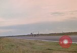 Immagine di Pony nero Il Vietnam, 1971, secondo 30 filmato di repertorio 65675072819