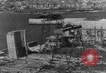 Immagine di Bombardare i danni da Operazione Dragoon Tolone Francia, 1944, secondo 46 filmato di repertorio 65675072836