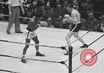 Standbild Golden Glove-Box Turnier 1941 New York United States USA, 1941, aus Sekunde 9 historischem Filmmaterial Videoclip 65675072849