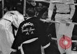 Standbild Golden Glove-Box Turnier 1941 New York United States USA, 1941, aus Sekunde 38 historischem Filmmaterial Videoclip 65675072849
