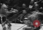 Standbild Golden Glove-Box Turnier 1941 New York United States USA, 1941, aus Sekunde 50 historischem Filmmaterial Videoclip 65675072849