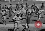 Immagine di Cleveland Browns San Antonio Texas USA, 1941, secondo 15 filmato di repertorio 65675072852