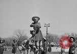 Immagine di Cleveland Browns San Antonio Texas USA, 1941, secondo 28 filmato di repertorio 65675072852