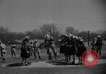 Immagine di Cleveland Browns San Antonio Texas USA, 1941, secondo 41 filmato di repertorio 65675072852