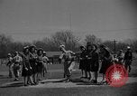 Immagine di Cleveland Browns San Antonio Texas USA, 1941, secondo 44 filmato di repertorio 65675072852