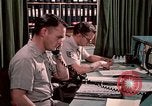 Standbild NORAD bekämpfen Betrieb 1970 s Colorado Springs Colorado USA, 1972, aus Sekunde 13 historischem Filmmaterial Videoclip 65675072878