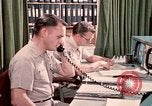 Standbild NORAD bekämpfen Betrieb 1970 s Colorado Springs Colorado USA, 1972, aus Sekunde 15 historischem Filmmaterial Videoclip 65675072878