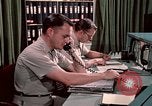 Standbild NORAD bekämpfen Betrieb 1970 s Colorado Springs Colorado USA, 1972, aus Sekunde 38 historischem Filmmaterial Videoclip 65675072878