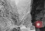 Standbild Rocky Mountains Rocky Mountains United States USA, 1922, aus Sekunde 41 historischem Filmmaterial Videoclip 65675072885