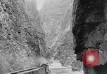 Standbild Rocky Mountains Rocky Mountains United States USA, 1922, aus Sekunde 42 historischem Filmmaterial Videoclip 65675072885