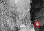 Standbild Rocky Mountains Rocky Mountains United States USA, 1922, aus Sekunde 56 historischem Filmmaterial Videoclip 65675072885