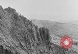 Image paysages Rocky Mountains United States USA, 1922, de la seconde 29 séquences d'archives historiques vidéo 65675072894