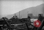 Immagine di Ludendorff Bridge Remagen Germania, 1945, secondo 18 filmato di repertorio 65675072903