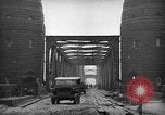 Immagine di Ludendorff Bridge Remagen Germania, 1945, secondo 51 filmato di repertorio 65675072903
