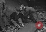 Image atrocité victimes Allemagne, 1945, de la seconde 12 séquences d'archives historiques vidéo 65675072906
