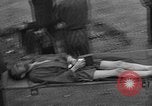 Image atrocité victimes Allemagne, 1945, de la seconde 24 séquences d'archives historiques vidéo 65675072906