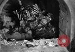 Standbild Konzentrationslager Buchenwald Deutschland, 1945, aus Sekunde 6 historischem Filmmaterial Videoclip 65675072908
