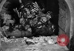 Standbild Konzentrationslager Buchenwald Deutschland, 1945, aus Sekunde 7 historischem Filmmaterial Videoclip 65675072908