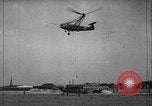 Immagine di Fa 223 elicottero Germania, 1942, secondo 6 filmato di repertorio 65675072917