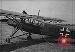 Immagine di Fa 223 elicottero Germania, 1942, secondo 16 filmato di repertorio 65675072917