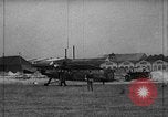 Immagine di Fa 223 elicottero Germania, 1942, secondo 24 filmato di repertorio 65675072917