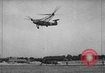 Immagine di Fa 223 elicottero Germania, 1942, secondo 26 filmato di repertorio 65675072917