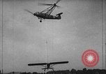 Immagine di Fa 223 elicottero Germania, 1942, secondo 40 filmato di repertorio 65675072917