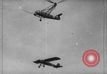 Immagine di Fa 223 elicottero Germania, 1942, secondo 49 filmato di repertorio 65675072917