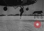 Immagine di Fa 223 elicottero Germania, 1942, secondo 14 filmato di repertorio 65675072918