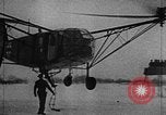 Immagine di Fa 223 elicottero Germania, 1942, secondo 23 filmato di repertorio 65675072918