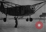 Immagine di Fa 223 elicottero Germania, 1942, secondo 36 filmato di repertorio 65675072918