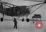 Immagine di Fa 223 elicottero Germania, 1942, secondo 42 filmato di repertorio 65675072918