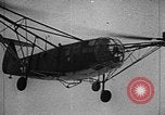 Immagine di Fa 223 elicottero Germania, 1942, secondo 50 filmato di repertorio 65675072918
