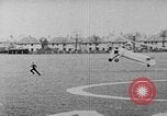 Standbild Prototyp C30 (G-ACFI) wingless Cierva autogiro London England, 1934, aus Sekunde 36 historischem Filmmaterial Videoclip 65675072920