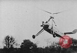 Standbild Prototyp C30 (G-ACFI) wingless Cierva autogiro London England, 1934, aus Sekunde 43 historischem Filmmaterial Videoclip 65675072920