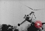 Standbild Prototyp C30 (G-ACFI) wingless Cierva autogiro London England, 1934, aus Sekunde 45 historischem Filmmaterial Videoclip 65675072920