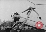 Standbild Prototyp C30 (G-ACFI) wingless Cierva autogiro London England, 1934, aus Sekunde 52 historischem Filmmaterial Videoclip 65675072920