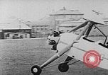 Standbild Prototyp C30 (G-ACFI) wingless Cierva autogiro London England, 1934, aus Sekunde 58 historischem Filmmaterial Videoclip 65675072920