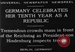 Immagine di Decimo Giorno della Repubblica celebrazione Berlino Germania, 1929, secondo 11 filmato di repertorio 65675072928