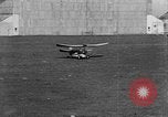 Image avions midget Français Paris France, 1935, de la seconde 31 séquences d'archives historiques vidéo 65675072935