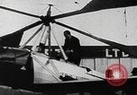 Standbild Cierva Tragschrauber Croydon London England, 1928, aus Sekunde 34 historischem Filmmaterial Videoclip 65675072956