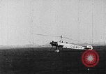 Standbild Cierva Tragschrauber Croydon London England, 1928, aus Sekunde 56 historischem Filmmaterial Videoclip 65675072956