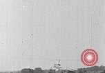 Standbild Cierva Tragschrauber Croydon London England, 1928, aus Sekunde 59 historischem Filmmaterial Videoclip 65675072956