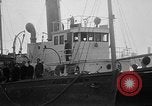 Image les fonctionnaires de la Garde côtière New York United States USA, 1931, de la seconde 14 séquences d'archives historiques vidéo 65675072967