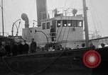 Image les fonctionnaires de la Garde côtière New York United States USA, 1931, de la seconde 15 séquences d'archives historiques vidéo 65675072967